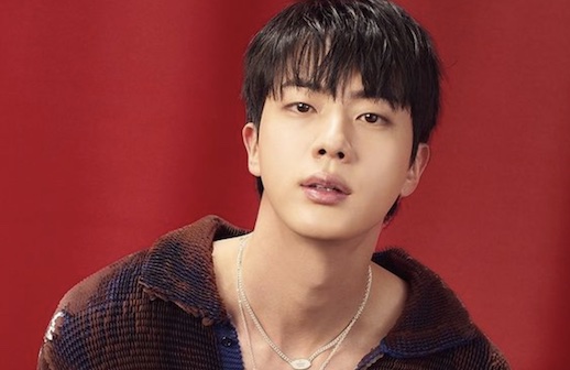 5 K-pop Stars Whose Stunning Looks and Styles Had Korean Netizens Buzzing This Month